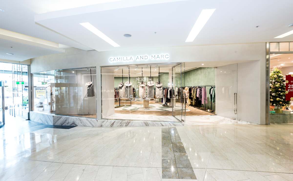 CAMILLA & MARC storefront image