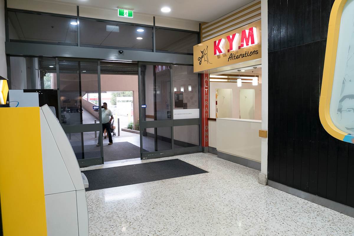 K.Y.M Alterations storefront image