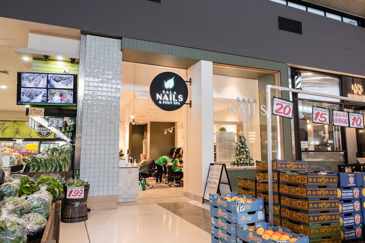 Sala Nails & Foot Spa storefront image
