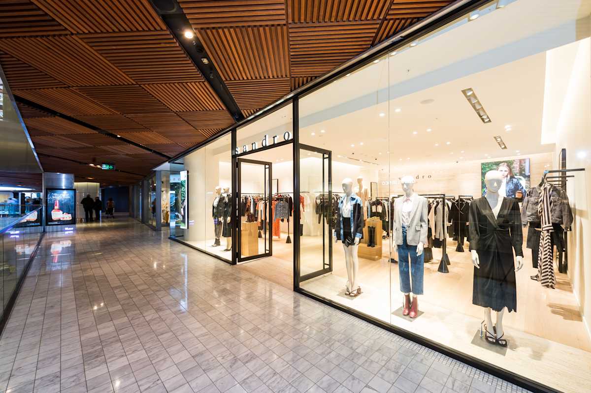 Sandro Paris storefront image