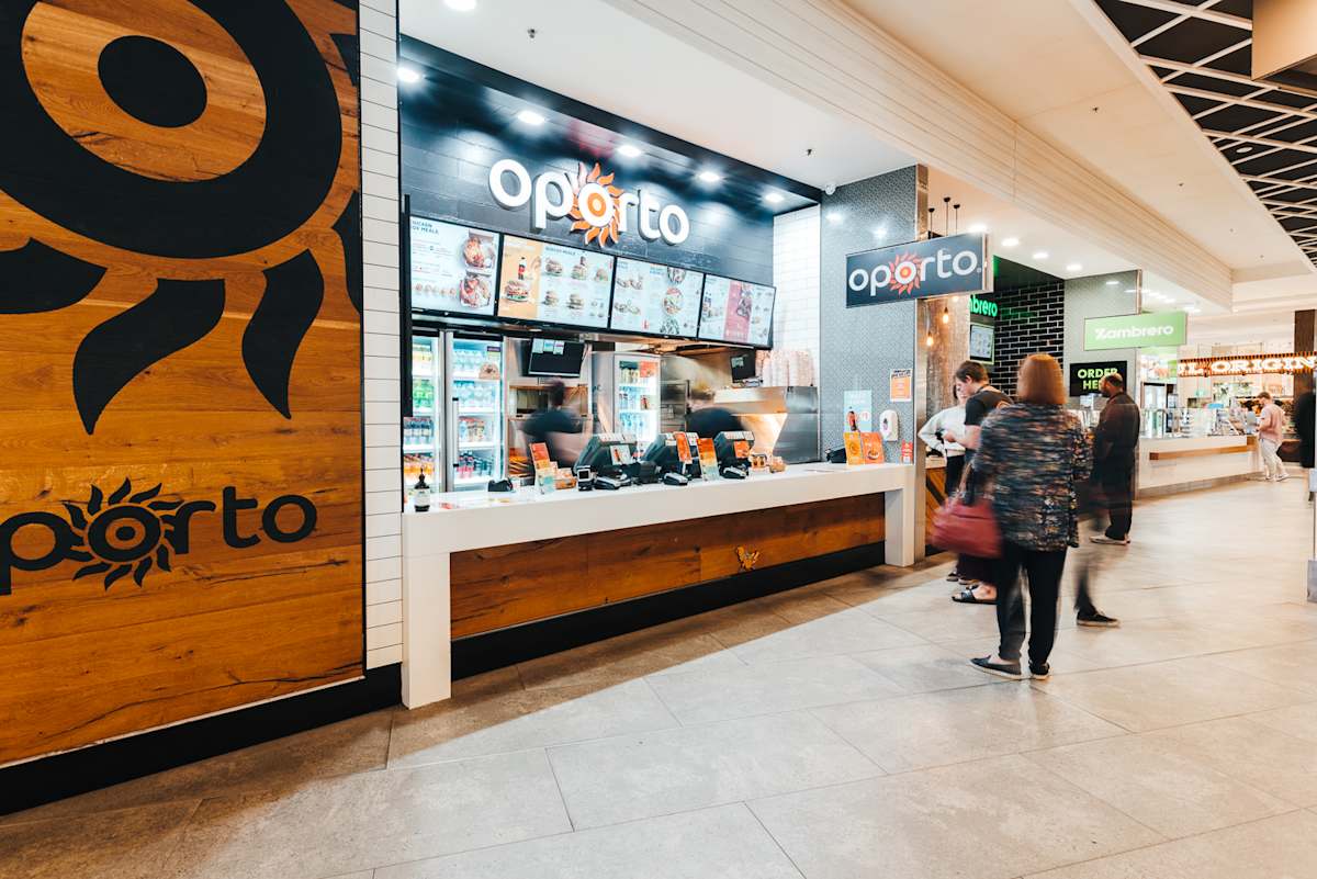 Oporto storefront image