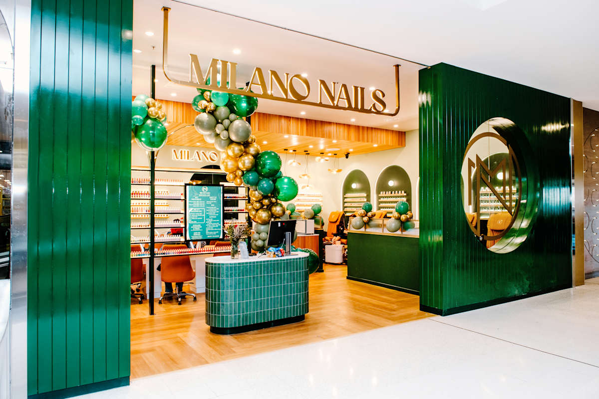 Milano Nails storefront image