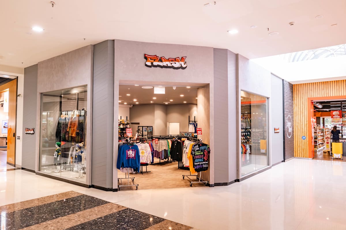 Flash storefront image