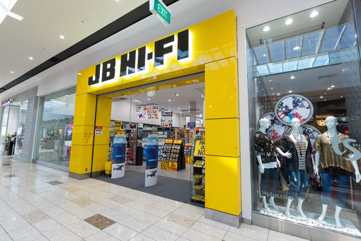 JB Hi-Fi storefront image