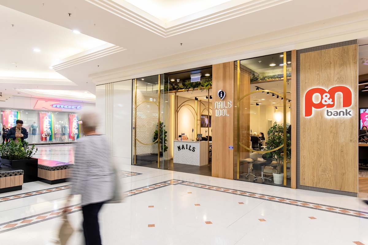 Nails Idol storefront image