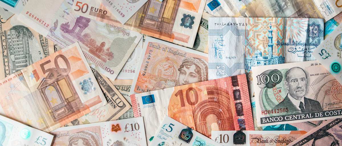 Retailer Travel Money Oz hero image set