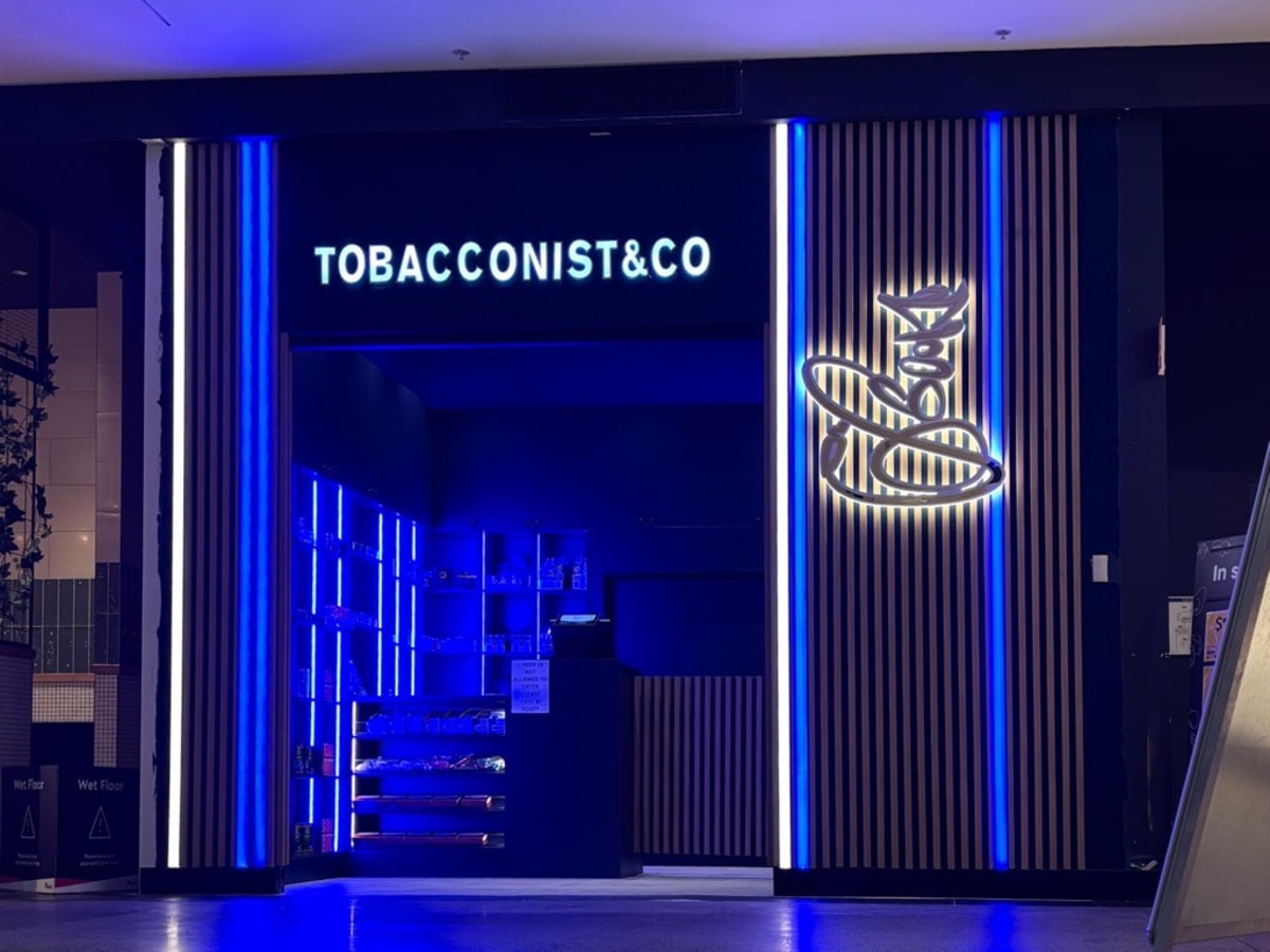 Tobacconist & Co storefront image