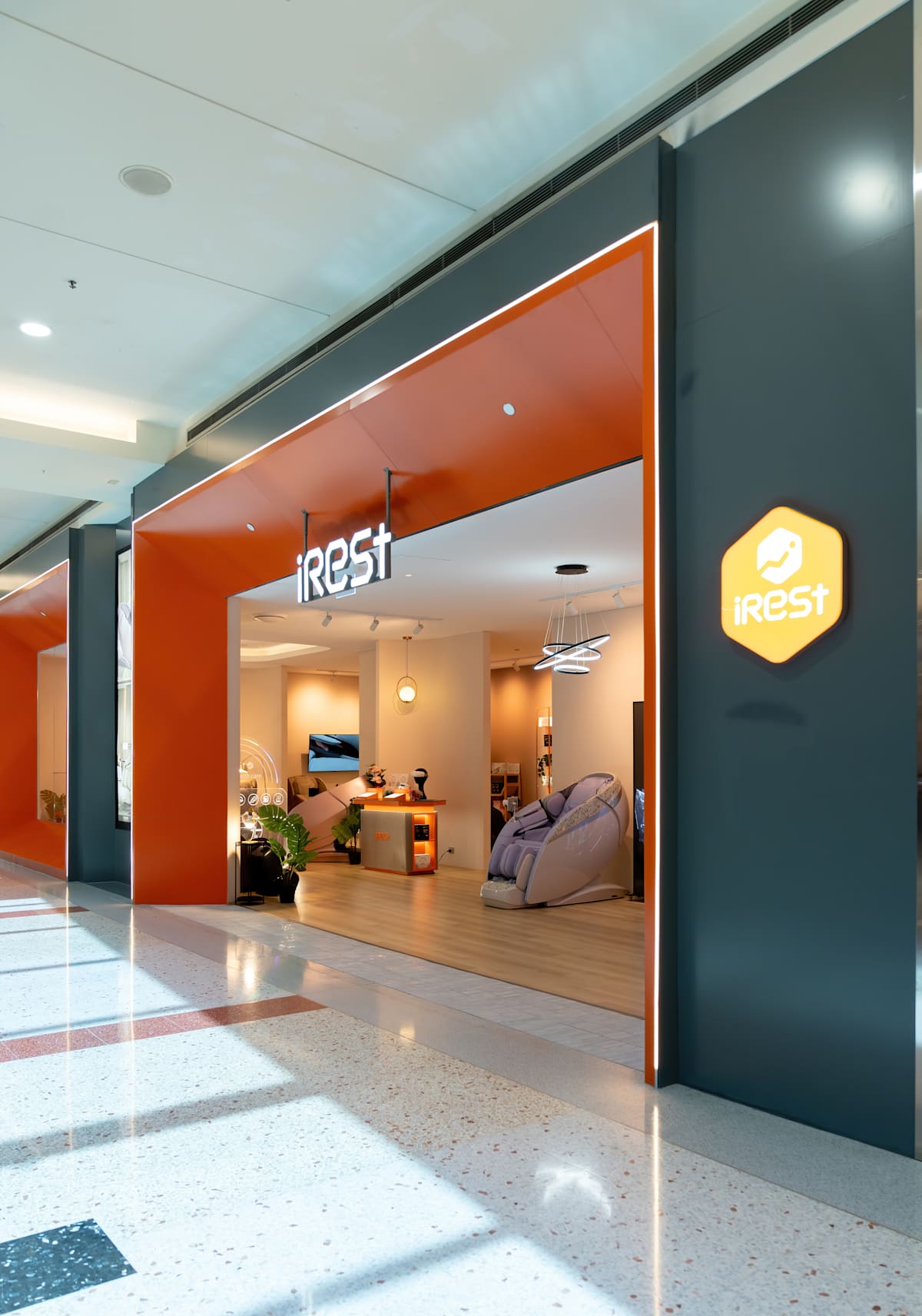 iRest storefront image