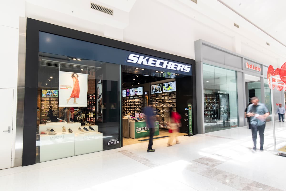 Skechers storefront image