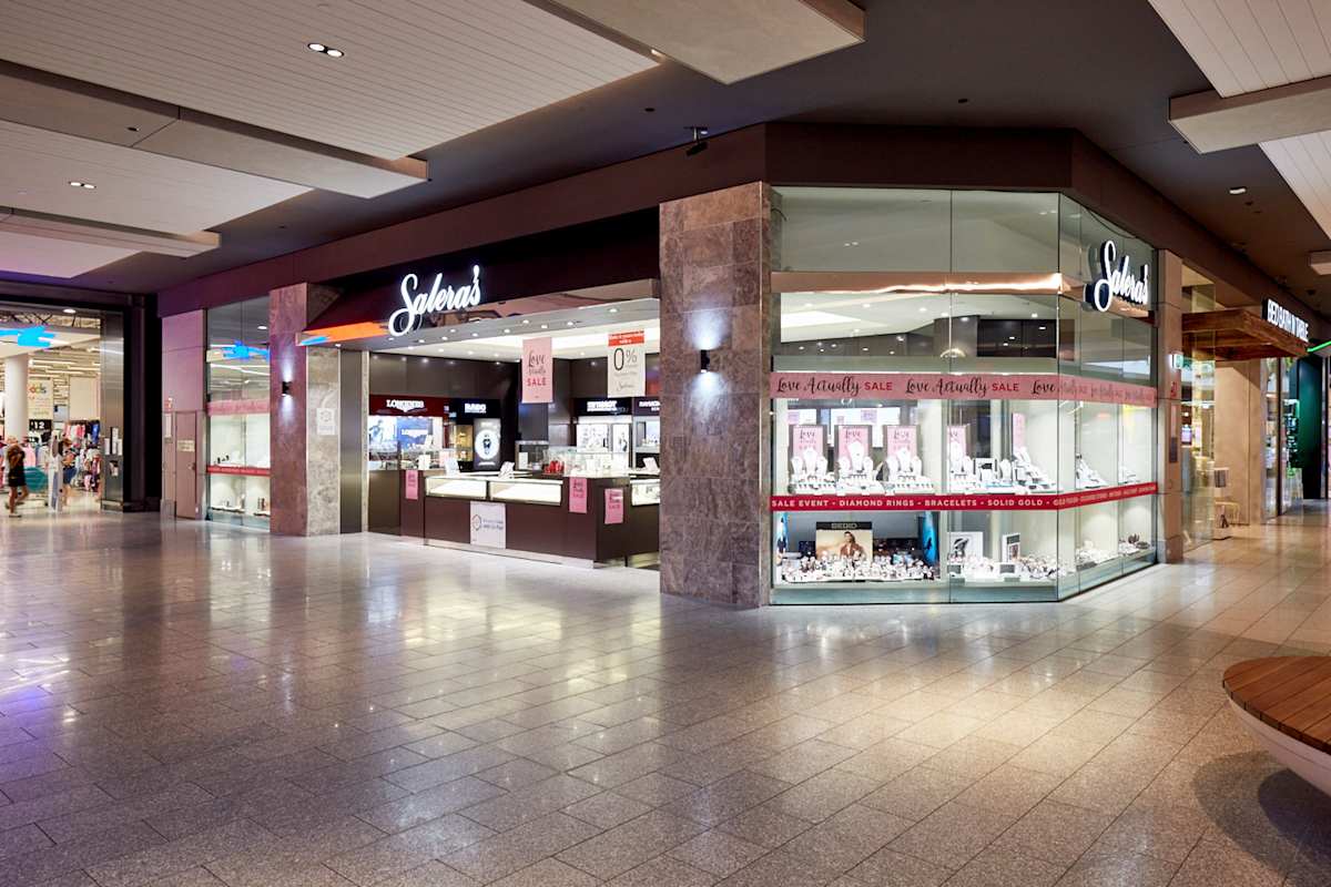 Salera's Jewellmasters storefront image