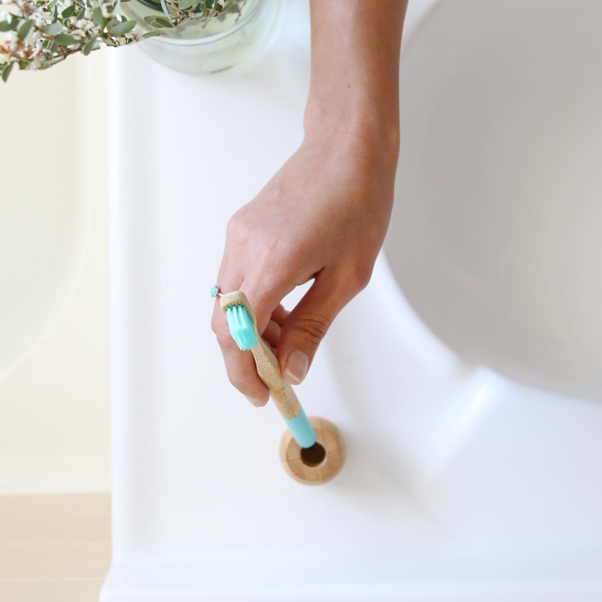 Ekoroo bamboo toothbrushes