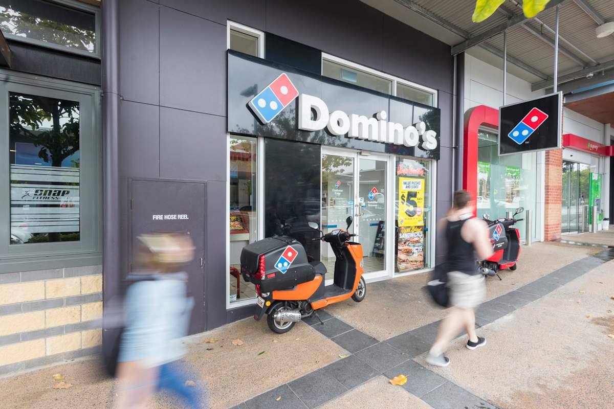 Domino's Pizza storefront image