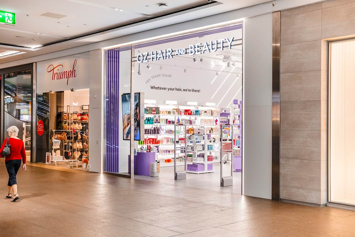 Oz Hair and Beauty storefront image