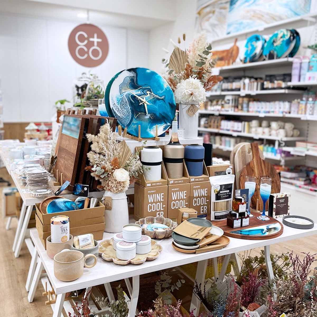 C+Co store - Carousel 