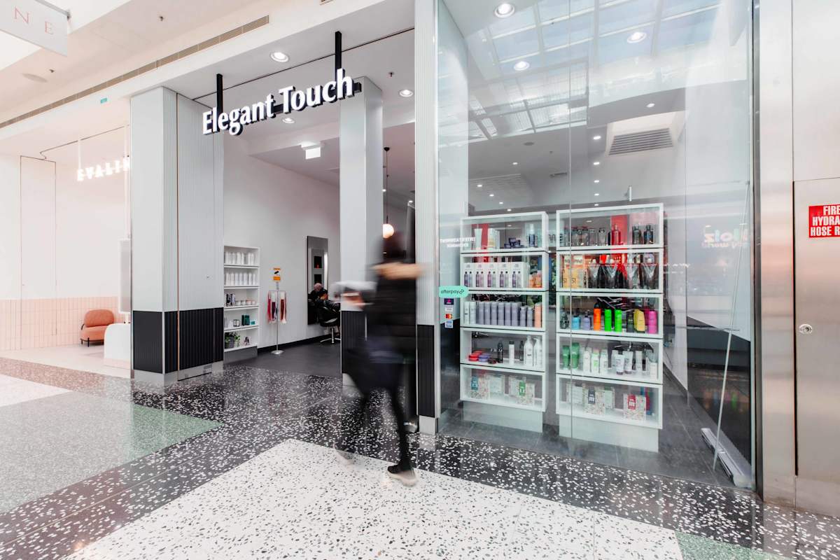 Elegant Touch storefront image