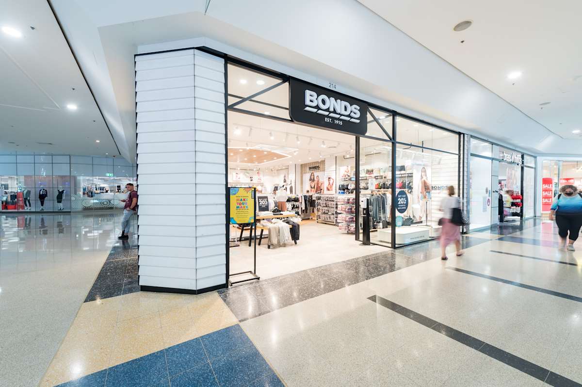 Bonds storefront image