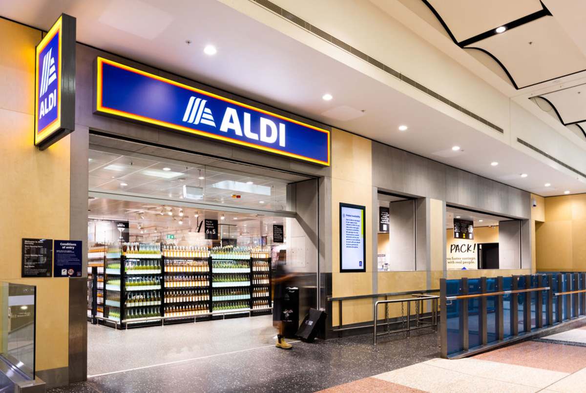 ALDI storefront image