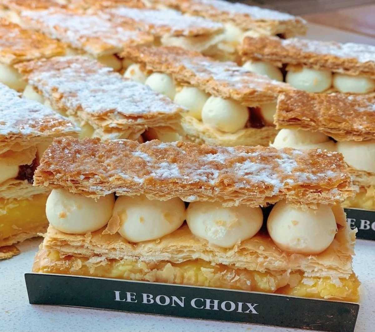 Pastries, cakes and desserts