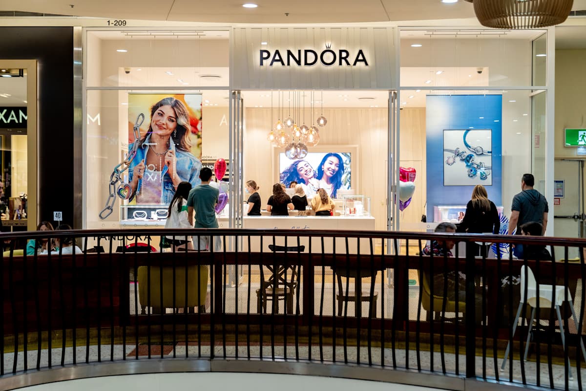Pandora storefront image