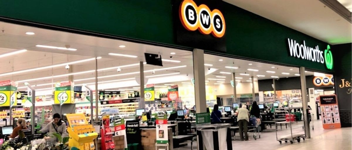 BWS storefront image
