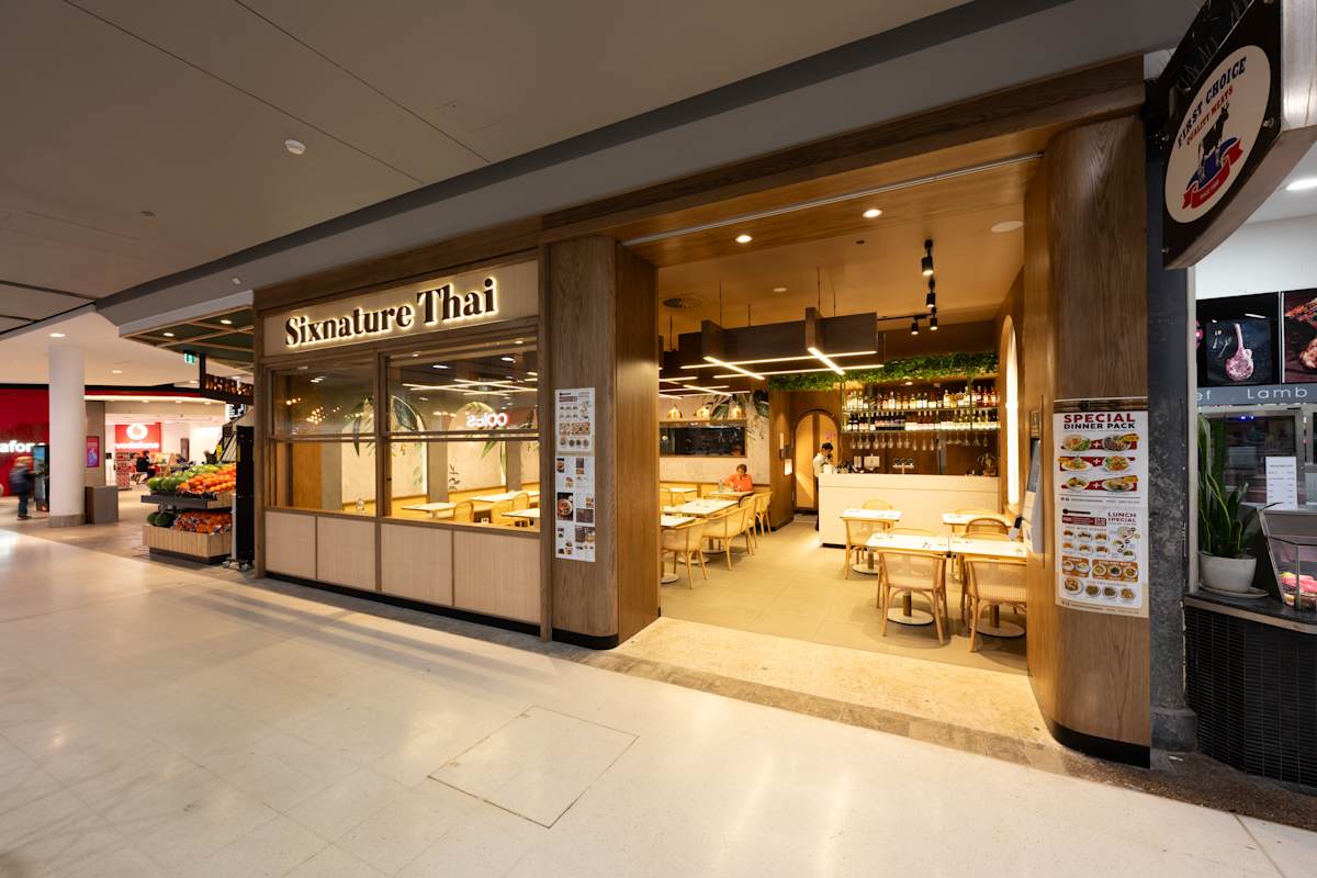 Sixnature Thai storefront image