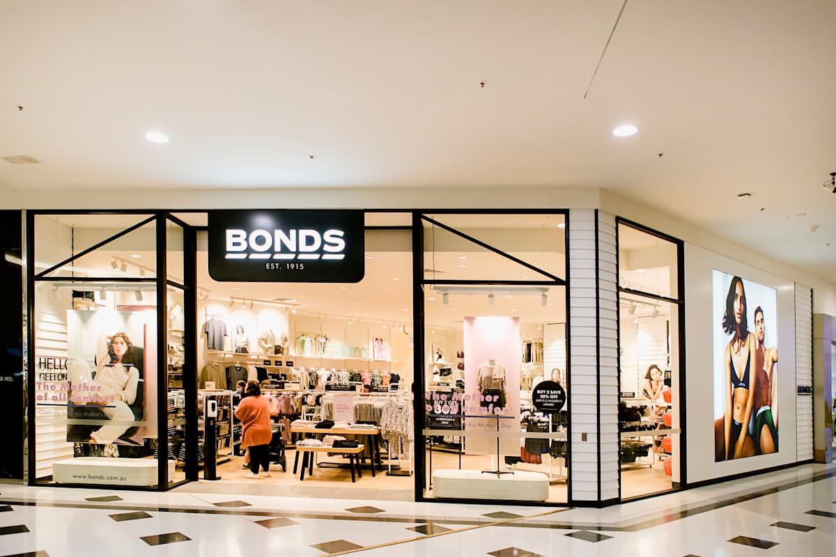 Bonds  storefront image