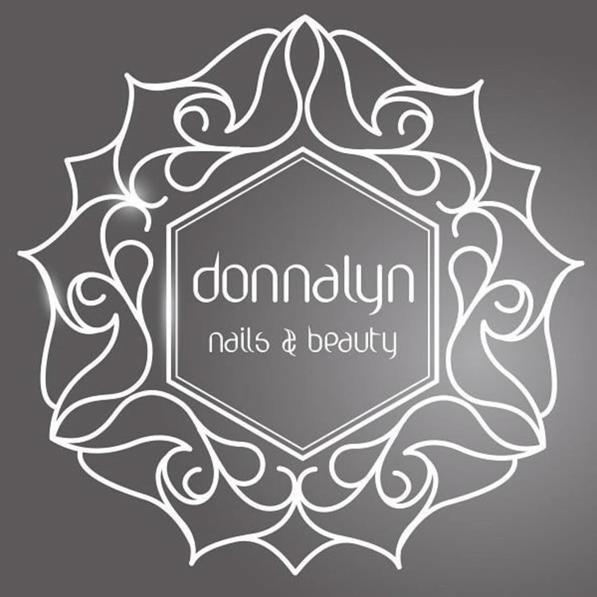 Donnalyn Nails & Beauty