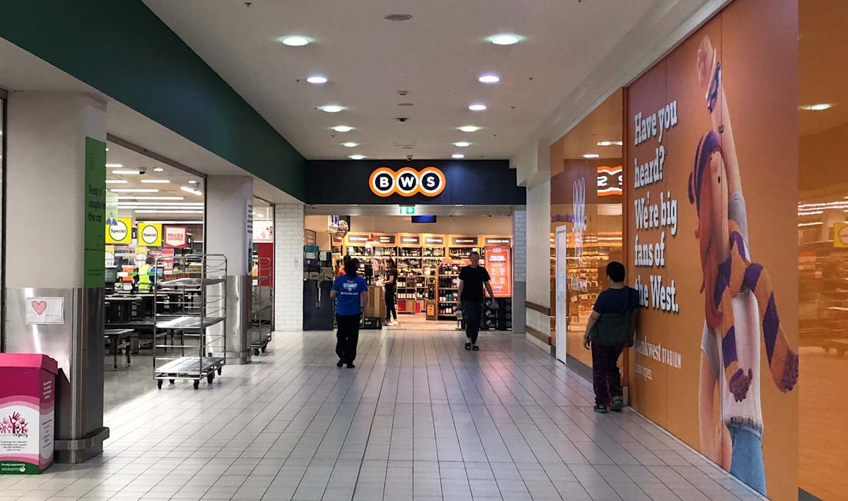 BWS storefront image