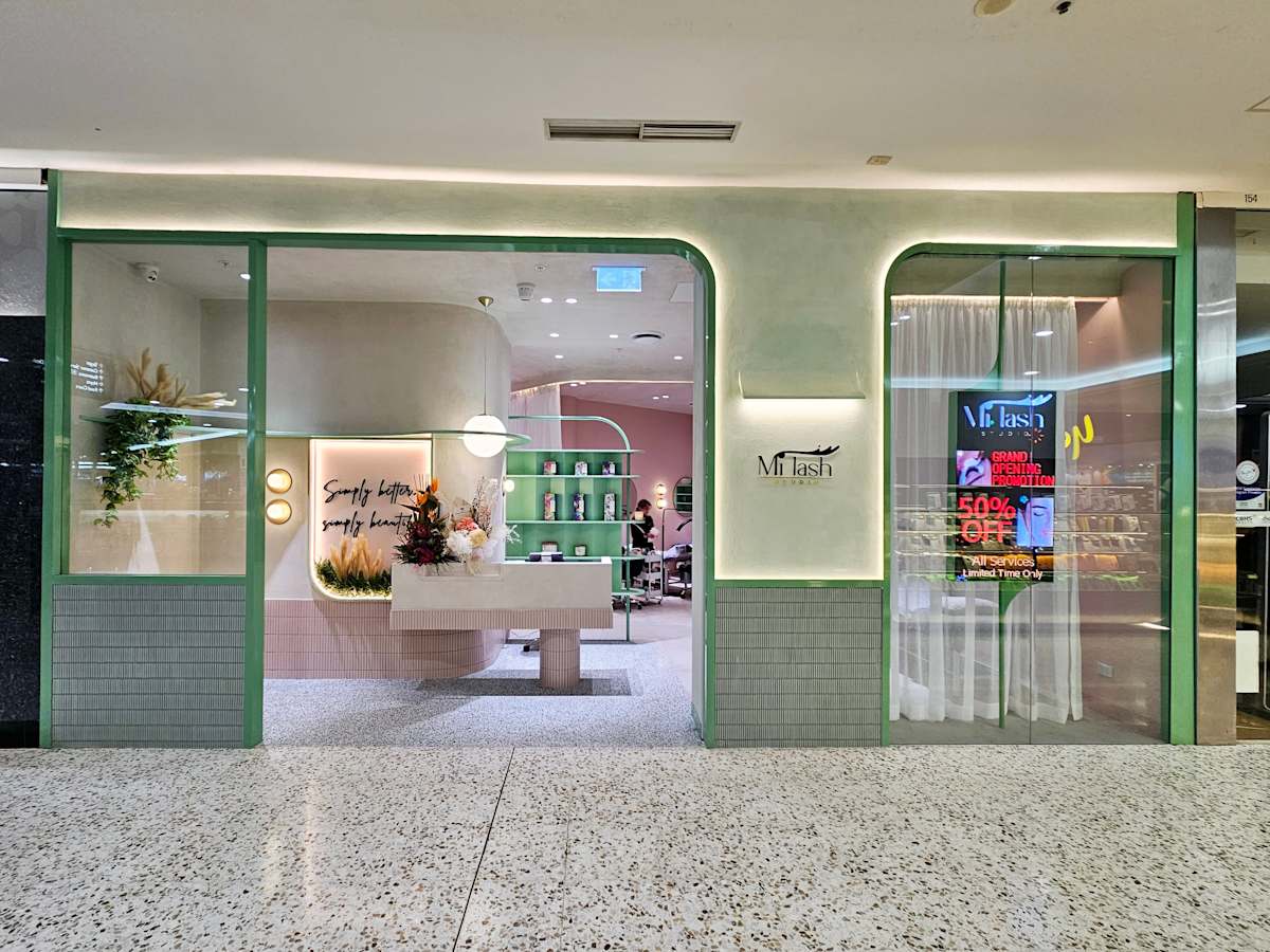 Mi lash Studio storefront image