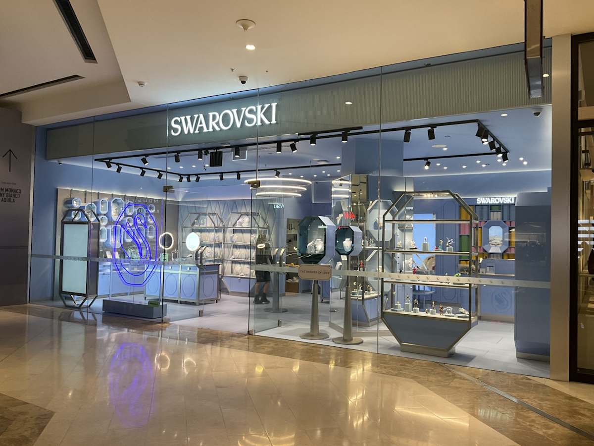 Swarovski storefront image