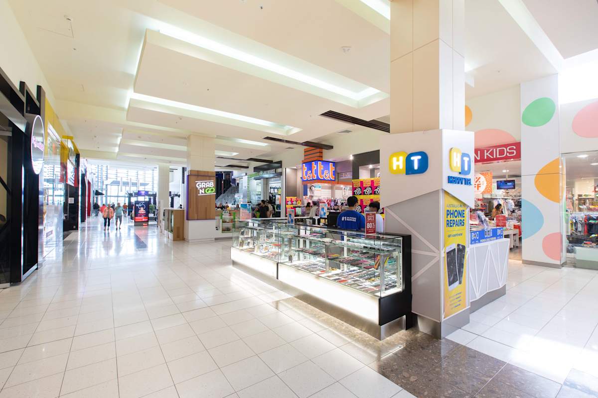 Happytel storefront image