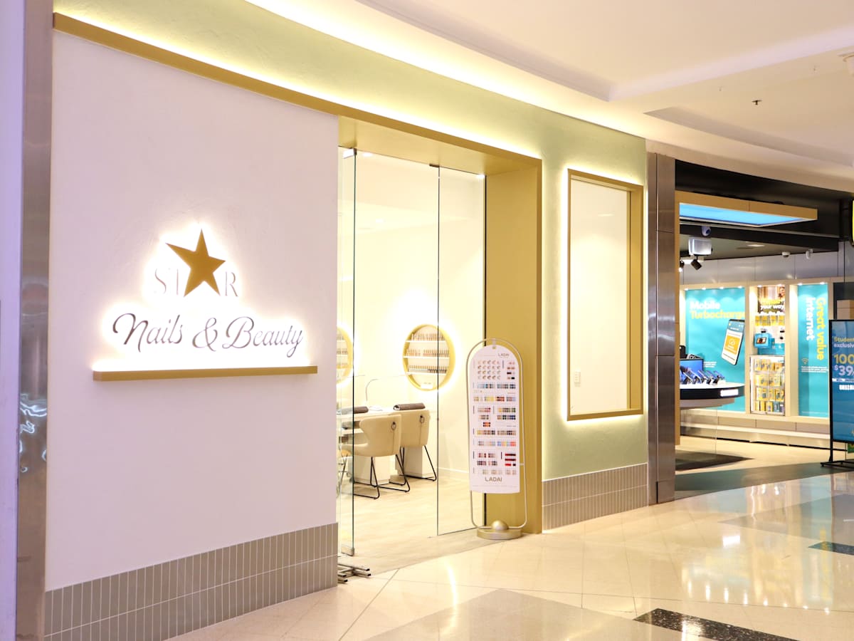 Star Nails & Beauty storefront image
