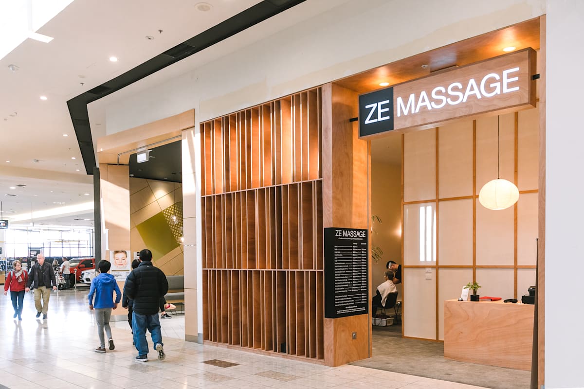 Ze Massage (Level 2) storefront image