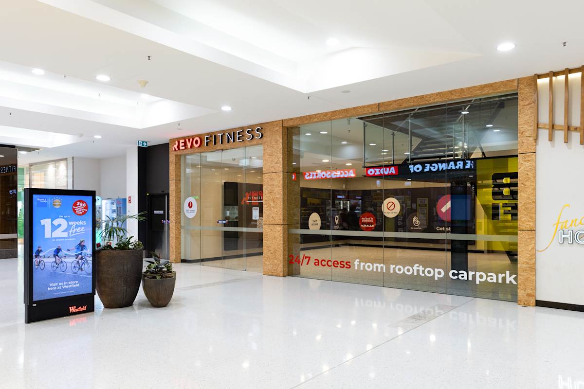 Revo Fitness storefront image