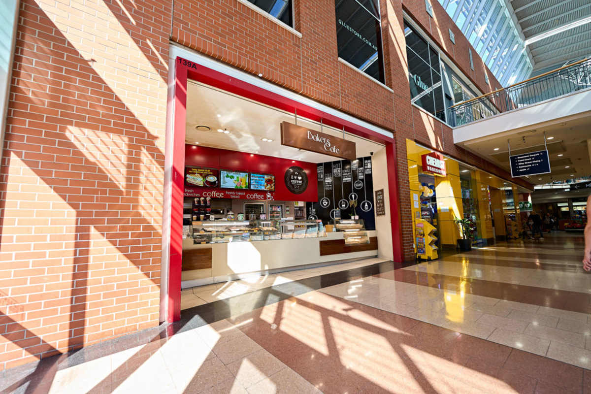 Baker's Cafe storefront image