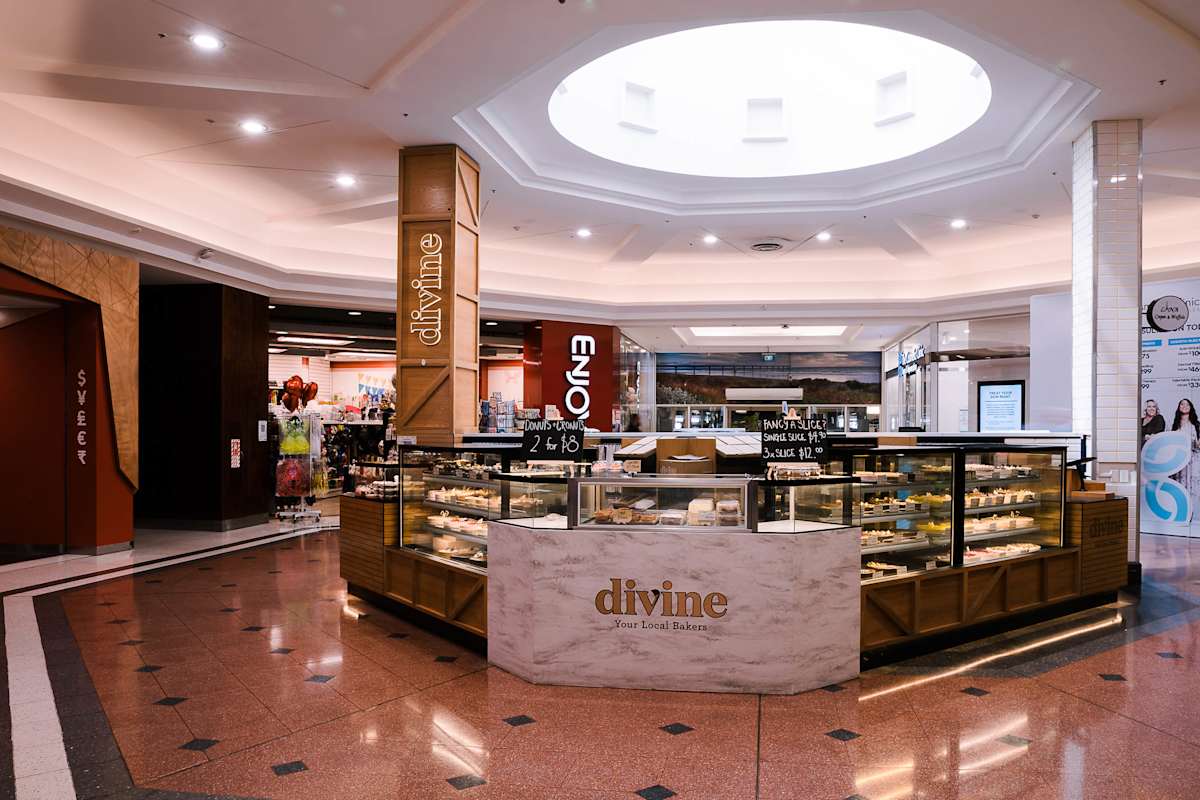 Divine Cakes storefront image
