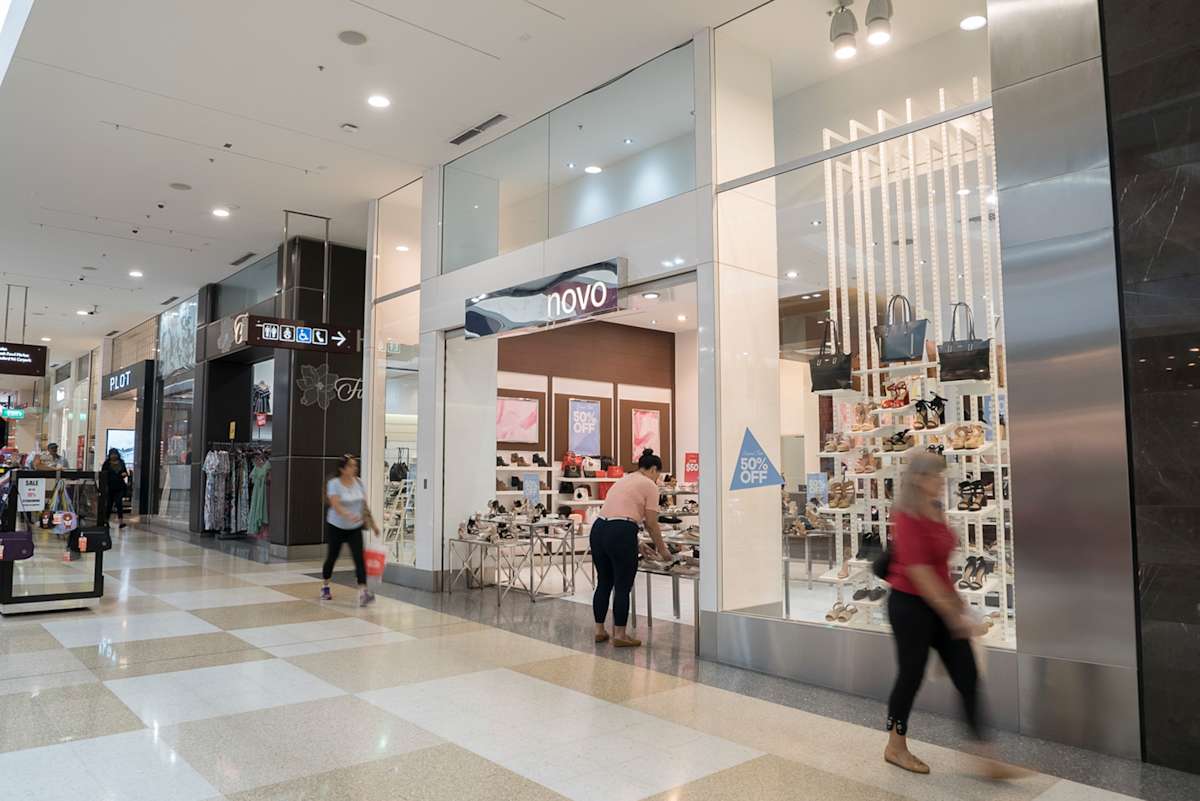Novo storefront image