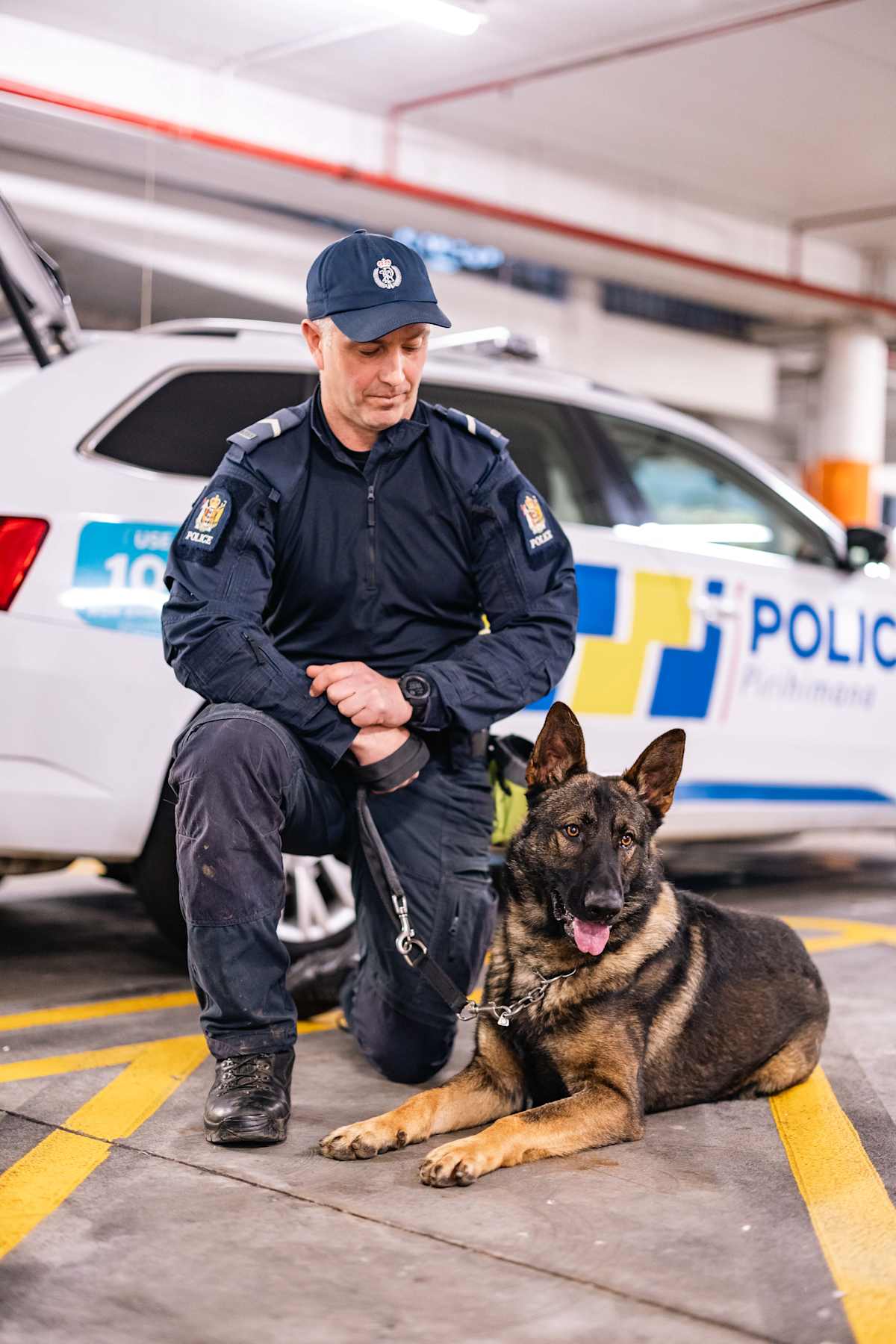 NZ Police with dogs St Lukes
