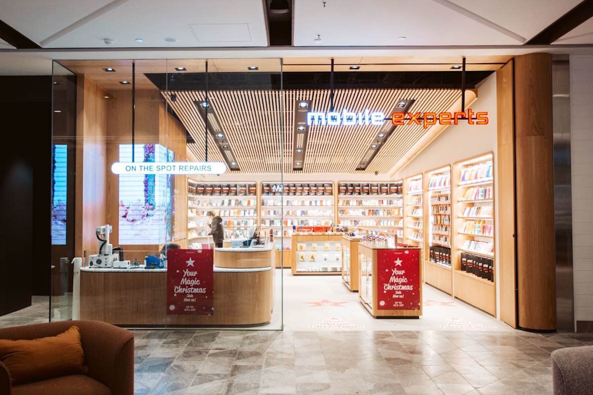 Mobile Experts at Westfield Knox