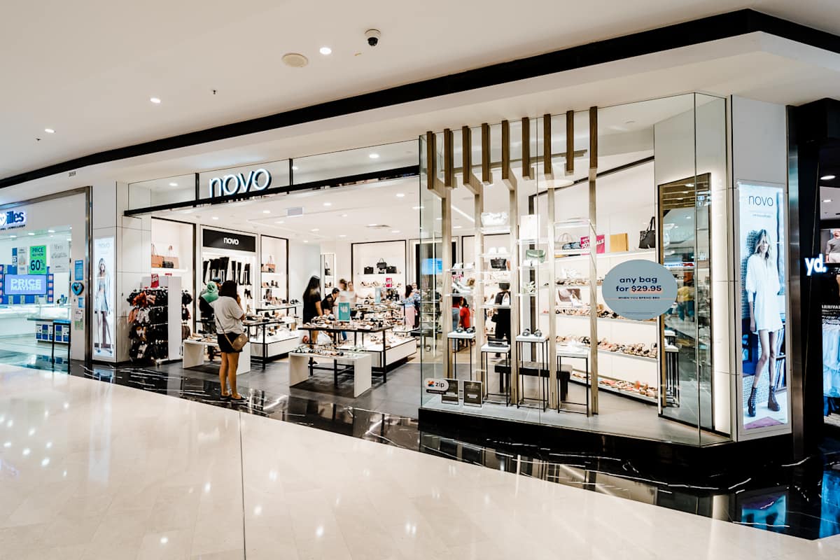 Novo storefront image
