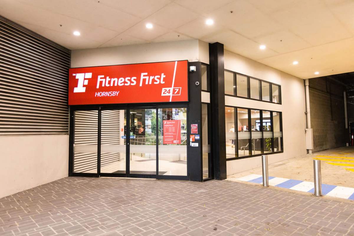 Fitness First storefront image