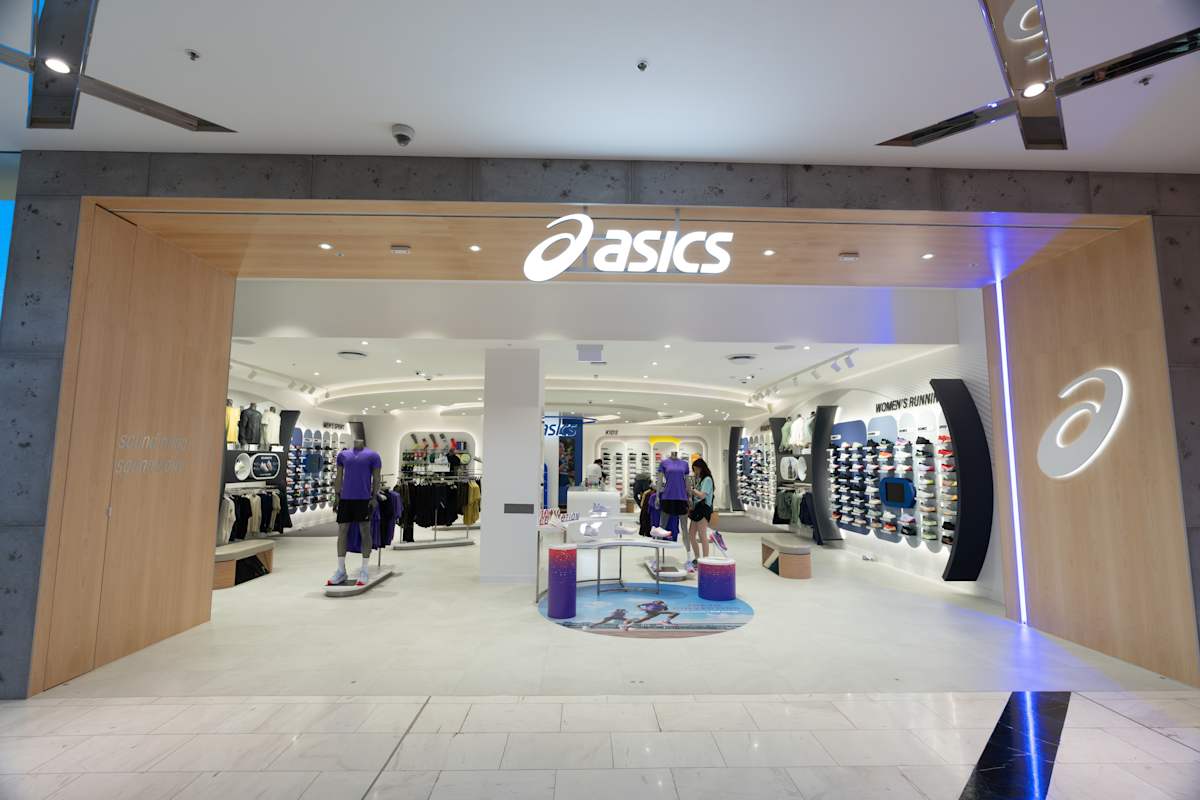 ASICS storefront image