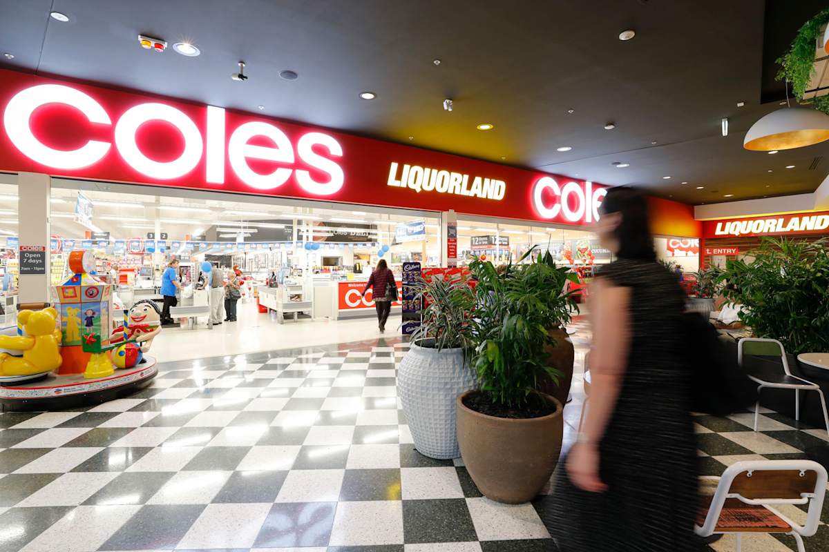 Coles storefront image