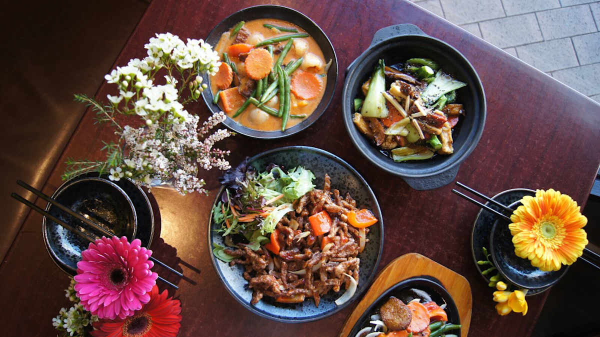 Au Lac Vegeterian Cuisine