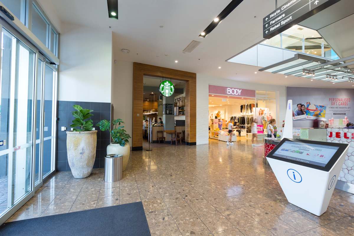 Starbucks storefront image