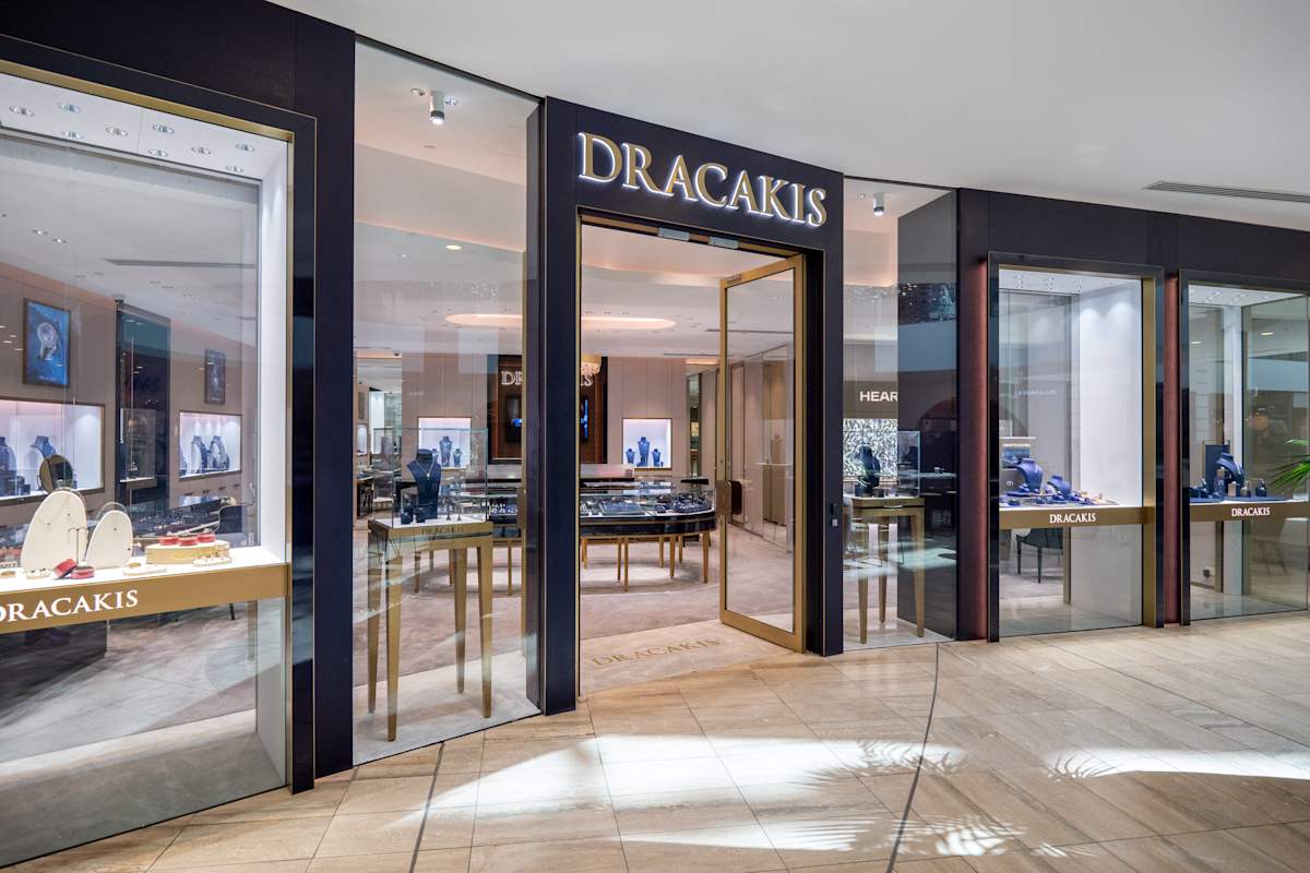 Dracakis Jewellers storefront image