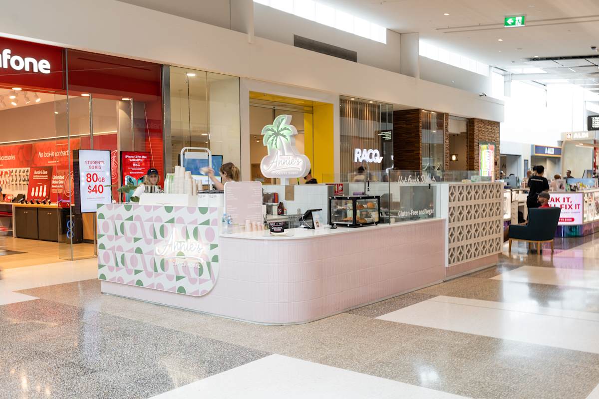 Annie's Coffee House storefront image