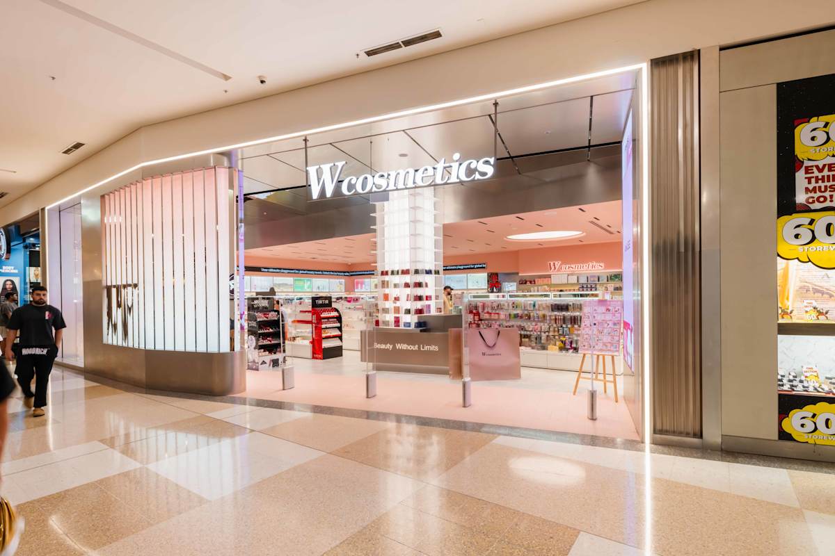 W cosmetics storefront image