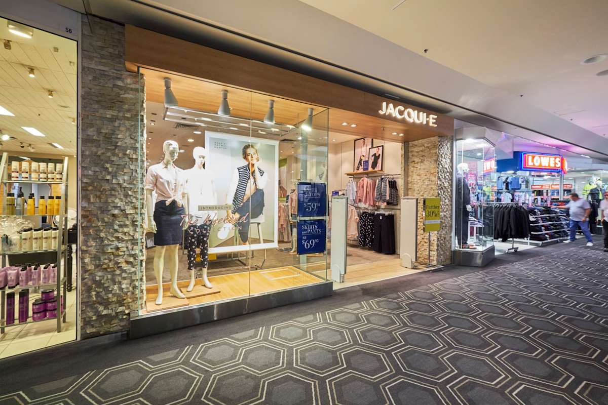 Jacqui E storefront image