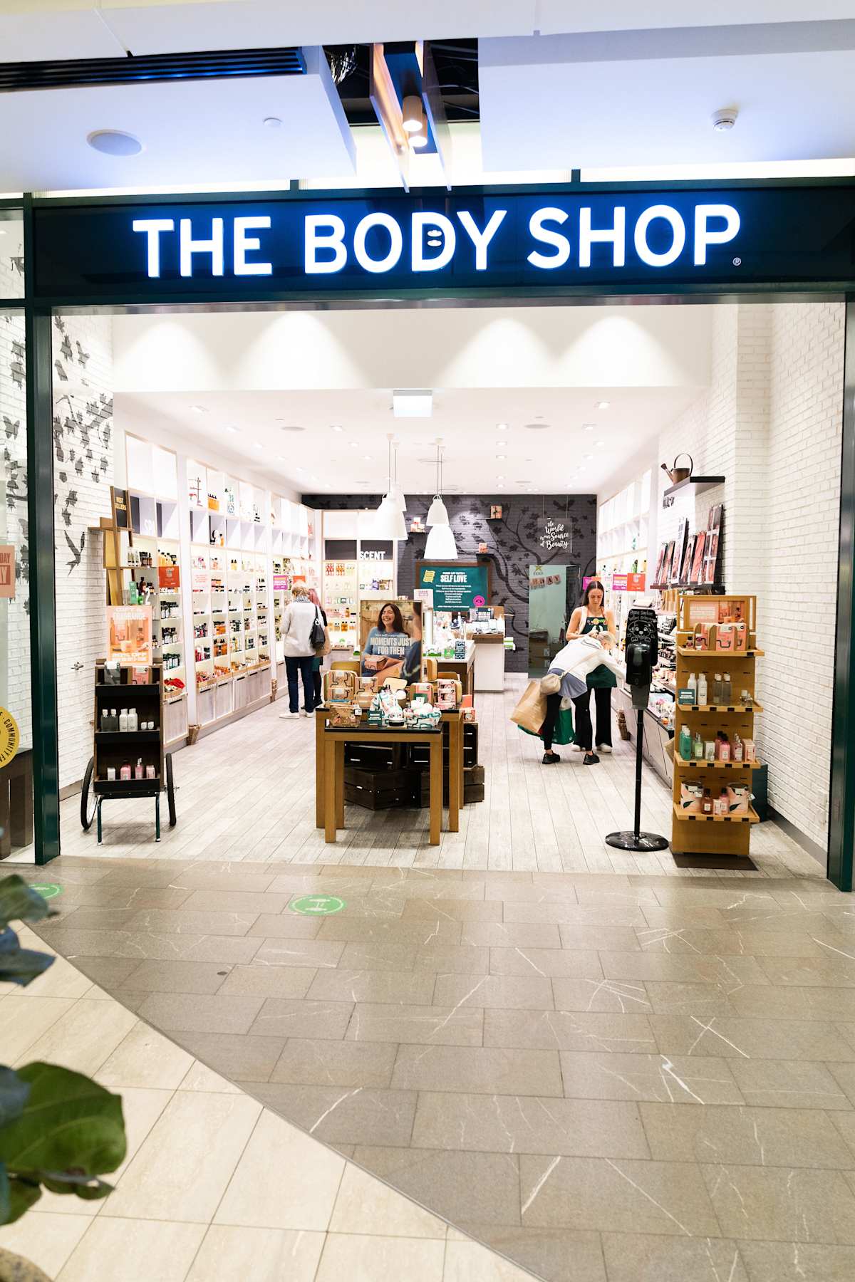 The Body Shop storefront image